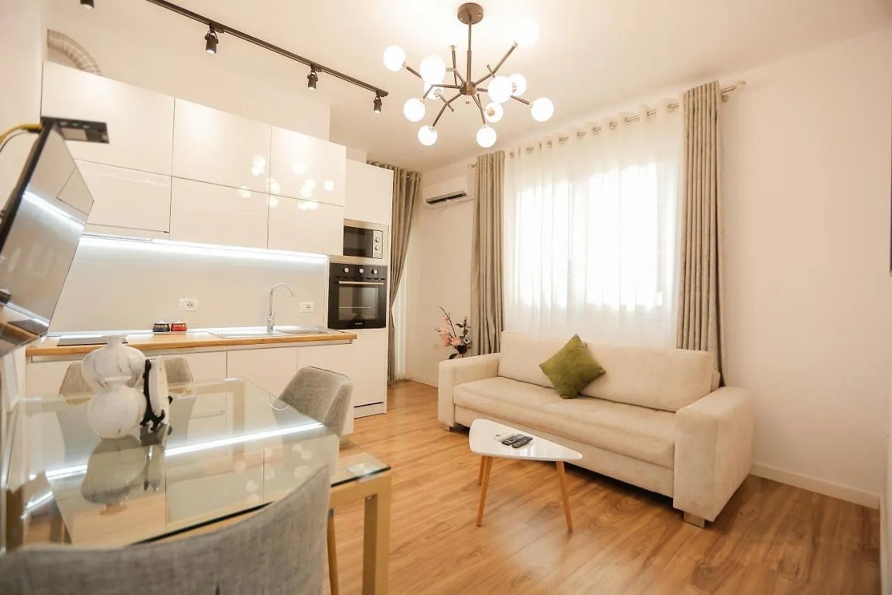 Miku Apartment-Stunning Apartment At Taiwan Tirana Albania