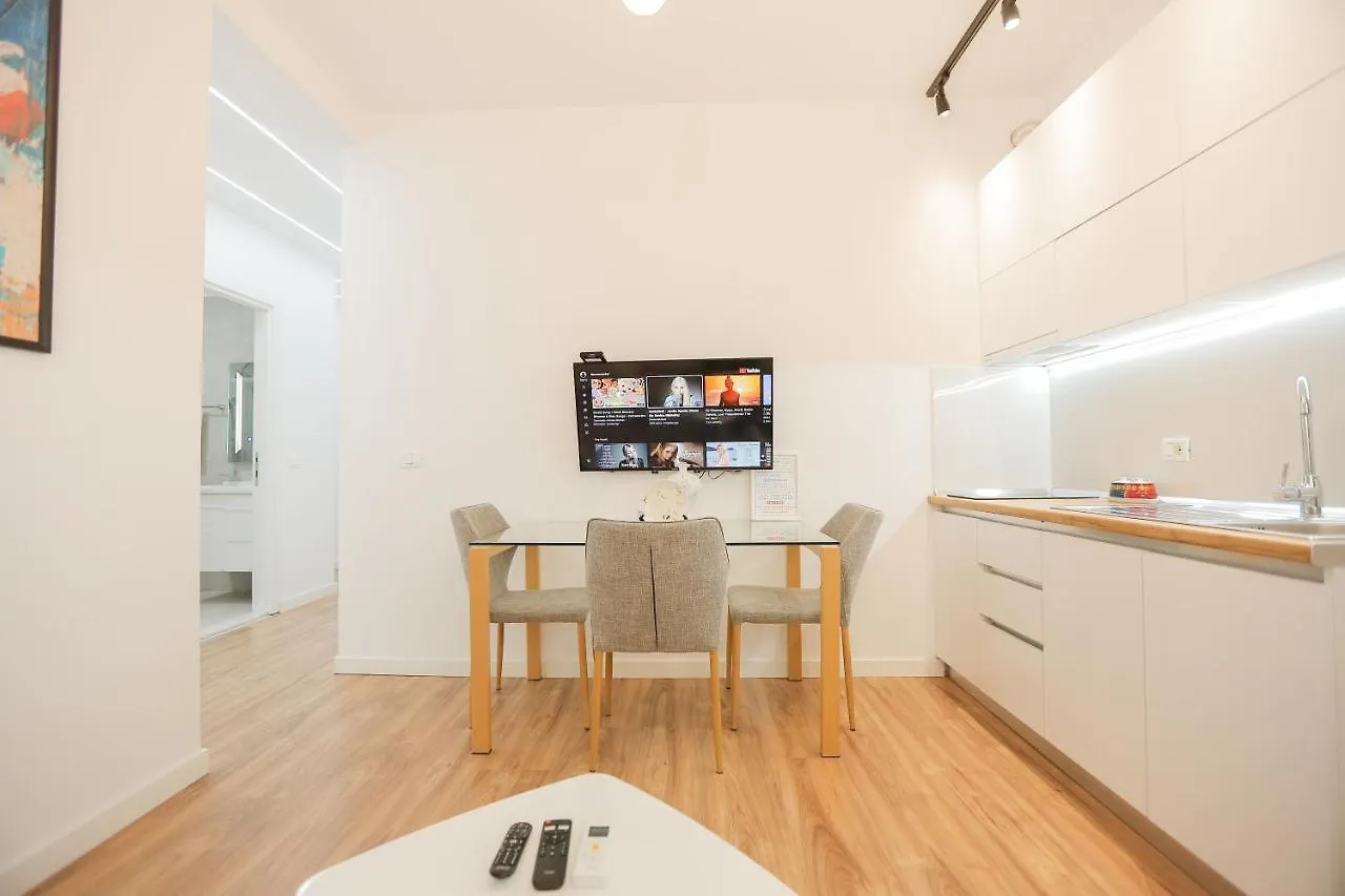 Miku Apartment-Stunning Apartment At Taiwan Tirana 0*,  Albania