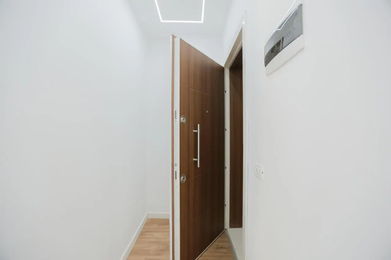 Miku Apartment-Stunning Apartment At Taiwan Tirana